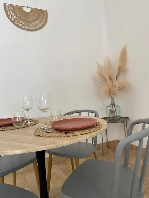 Holiday home Petit Mas En Provence Villa Tarascon