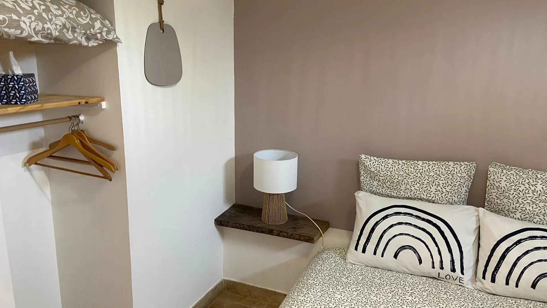 Holiday home Petit Mas En Provence Villa Tarascon