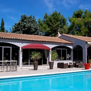 Les Mazets Des Roches Tarascon